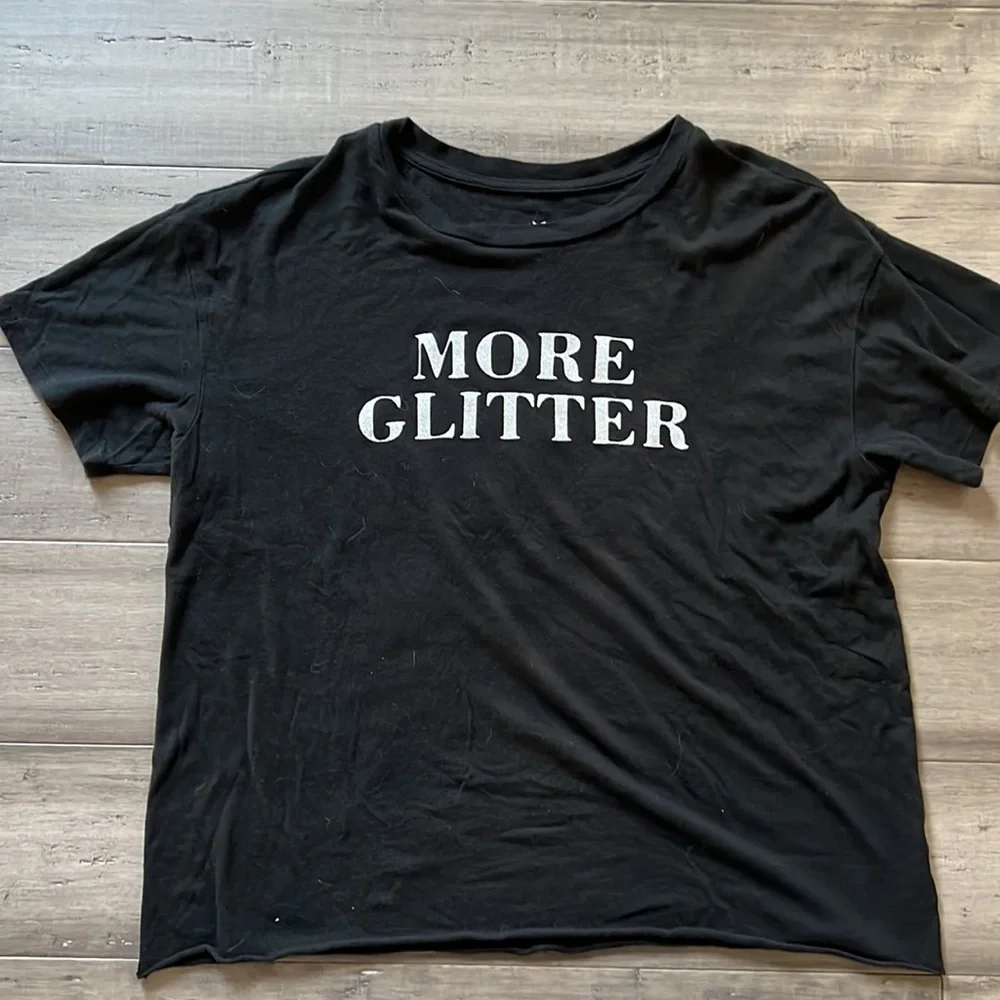 Graphic T-shirt - Picture 3 of 4